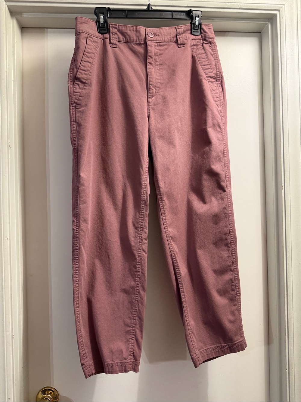 Old Navy Women's Chino Pants in Dusty Rose Pink